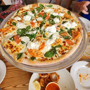 Primavera pizza