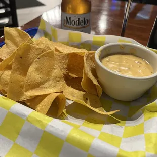 Queso and Chips