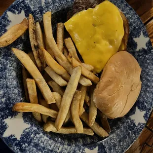 Kids Bronco burger (plain) with cheese