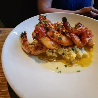 Shrimp and Grits Dinner