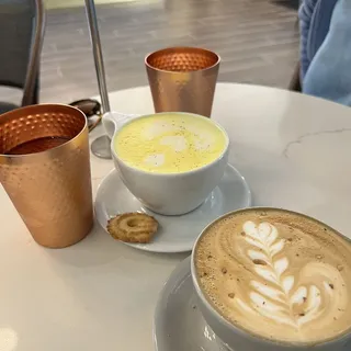 Turmeric Ginger Latte *Caffeine Free