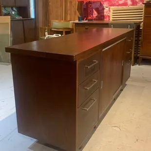 ReRepMAD Credenza