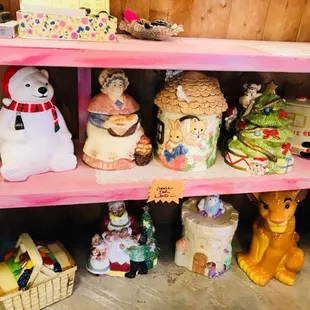 We have Cookie Jars!