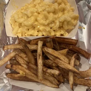 Mac and cheese and fries