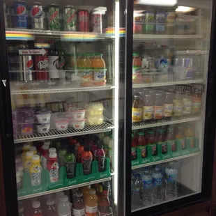 Drinks, yogurt, fresh cut fruits (changes depending on the season)