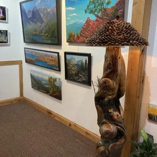 Lamps and Oil Paintings