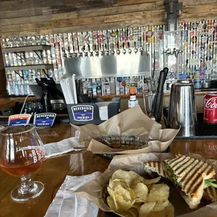 Cosmic Punch Mandarina hops (Sour) - 10/10 BLT - 10/10