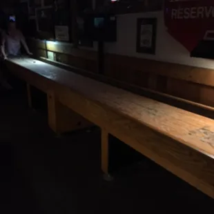 Long shuffleboard (free plays)