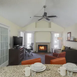 2-Bedroom, 2-Bathroom Living Area