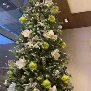 Lobby Christmas Tree