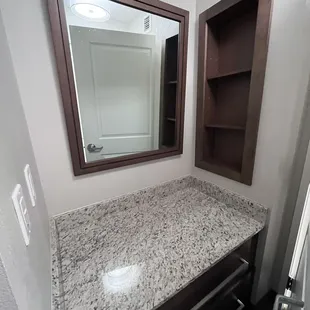 Vanity counter with drawers