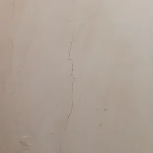 Walls cracking,lead paint,