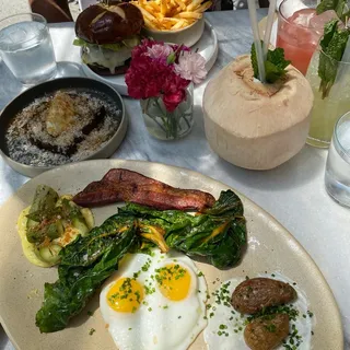 Beef Burger Brunch
