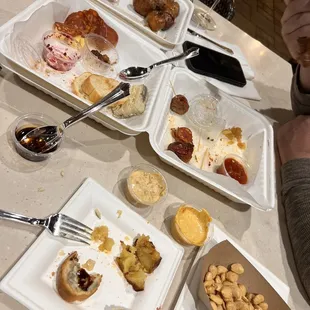 Food served in paper to go boxes. Sorry for the horrible photo.