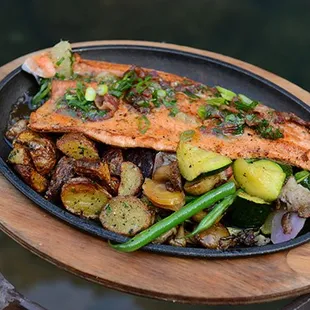 fish, grilled seafood, grilled fish, food, seafood