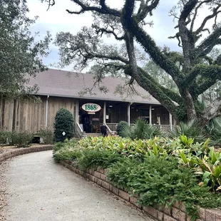the entrance to the restaurant