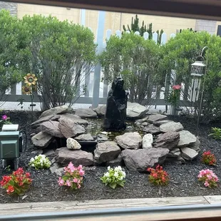 My Lunchtime Zen garden! How many places do this?