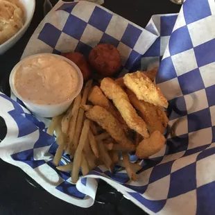 Fish basket