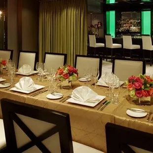 sushi and sashimi, interior