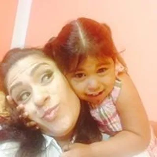 Noemi E.