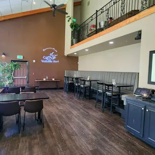 Dining seats