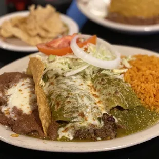 Enchilladas w steak meat