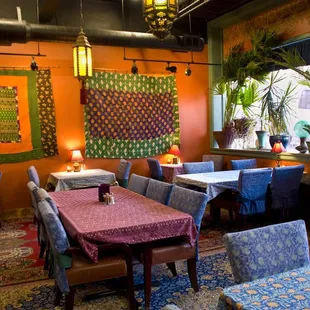 Fabric art on walls; Pakistani ralli quilts