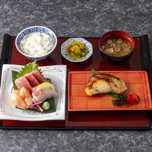 Sashimi &amp; Gindara Teishoku