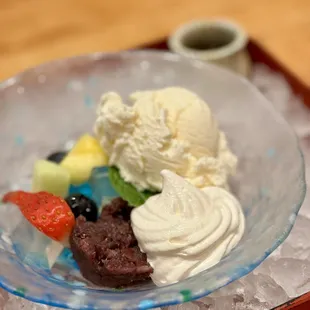 Cream Mitsumame