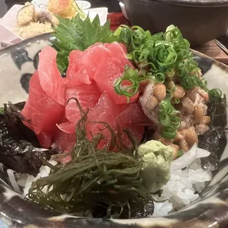 Maguro Natto Donburi (Sushi Rice)