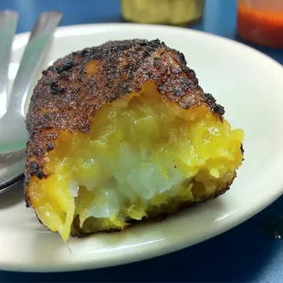 And the inside of the empanada de leche...yummy!