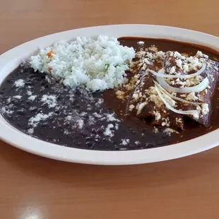Enchiladas De Tomatillo Asado