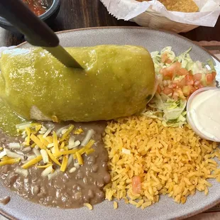Burrito Verde Dinner Plate with steak