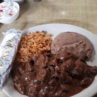 Carne Guisada plate
