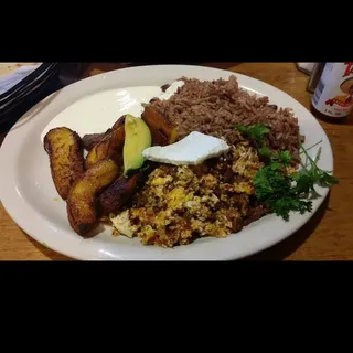 Breakfast Eggs and chorizo, and Plantain