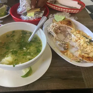 Sopa de gallina (my mess)