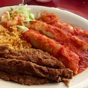 First time here. Great food. Loved the refried beans! Nice interior too.