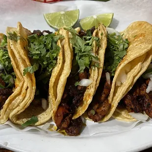 Tacos de pastor.