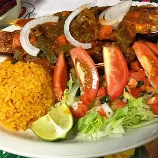 TILAPIA ROJA A LA VERACRUZANA.