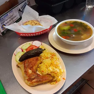 Sopa de gallina