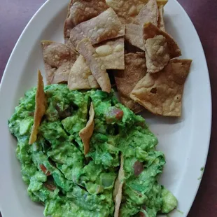 Good food.  Awesome service. Great prices.