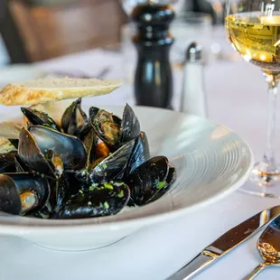 Mussels, Vin Blanc, Parsley, Garlic, Plugra