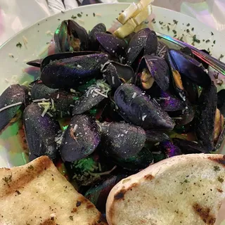 Steamed Mussels
