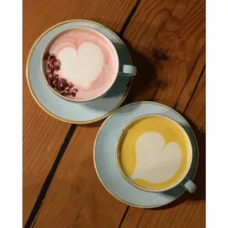 Beetroot Cardamom Latte Focused Energy