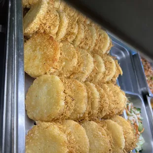 Crispy sticky rice with chicken (chicken soft) I love it