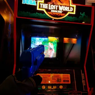 Shoot the Raptors in Jurassic Park!