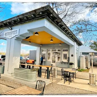 A beautiful historical building in Houston turned in a coffee place.