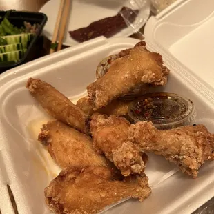 Spicy Chicken Wings w/ sauce on side