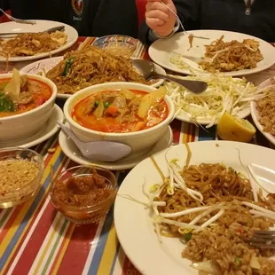 Pad thai, fried rice, chicken curry x's 2