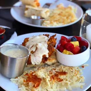 Chicken and biscuits - Brunch